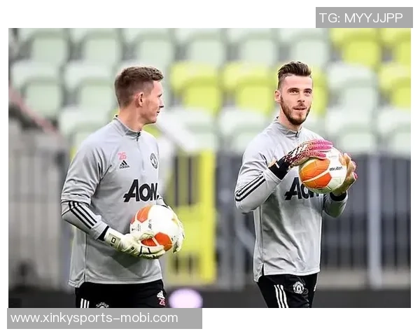 斯坎伦租借离队弗雷德里克森因伤留队曼联调整阵容 斯坎伦租借离队弗雷德里克森因伤留队曼联调整阵容