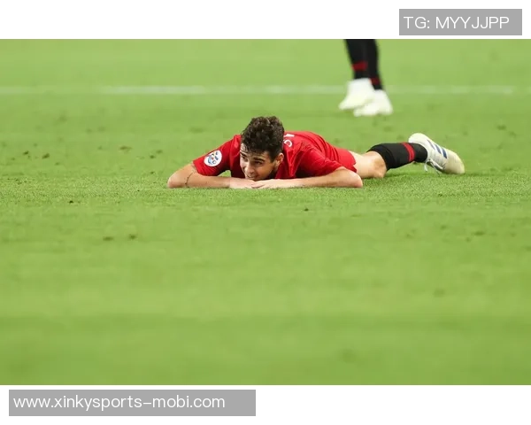 全北现代传奇球员崔喆淳宣布退役38岁收获10次联赛冠军与2次亚冠荣耀 全北现代传奇球员崔喆淳宣布退役38岁收获10次联赛冠军与2次亚冠荣耀