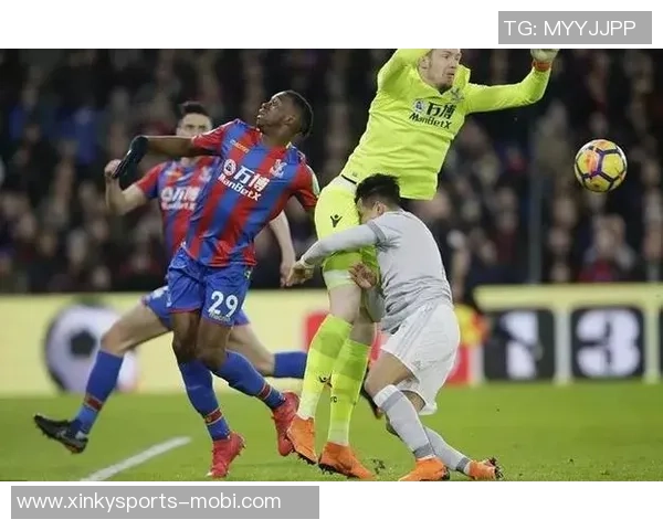 维拉替补席遭水瓶袭击疑似来自切尔西教练区引发争议