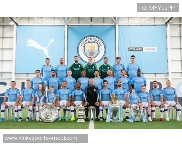 曼联旧将直言球队与曼城实力差距明显应以争四为现实目标